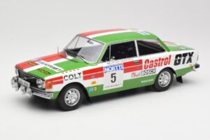 Volvo 142 #5 H. Mikkola / E. Rautanen Rally 1000 Lakes 1973 MCG 1:18 MCG18529R Metall