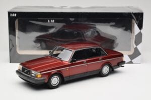 Volvo 240 GL Dark Red Metallic Minichamps 1:18 155171406 Metall — bild 6 av 6
