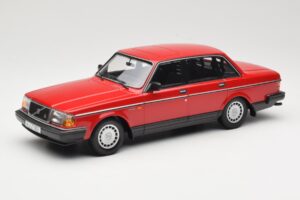 Volvo 240 GL Mörkröd Minichamps 1:18 166171401 Metall
