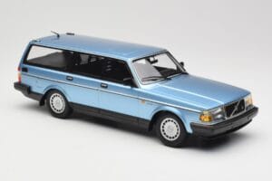 Volvo 240 GL Estate Blue Metallic Minichamps 1:18 155171414 Metall — bild 4 av 6