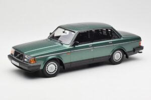 Volvo 240 GL Grön Metallic Minichamps 1:18 155171400 Metall