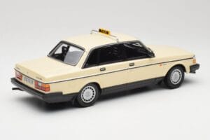 Volvo 240 GL Taxi Minichamps 1:18 155171494 Metall — bild 2 av 6