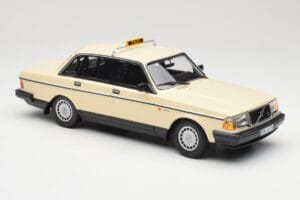 Volvo 240 GL Taxi Minichamps 1:18 155171494 Metall — bild 4 av 6