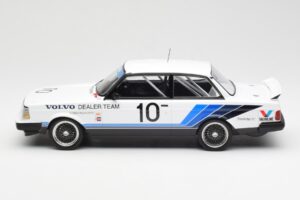 Volvo 240 Turbo #10 R. Francevic Winner ATCC 1986 IXO 1:18 18RMC176 Metall — bild 3 av 6