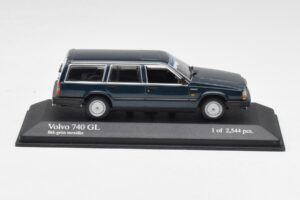 Volvo 740 GL Estate Blågrön Metallic Minichamps 1:43 943171713 Metall