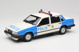 Volvo 740 GL Polis Sverige Minichamps 1:18 155171791 Metall