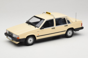 Volvo 740 GL Taxi Tyskland Minichamps 1:18 155171792 Metall