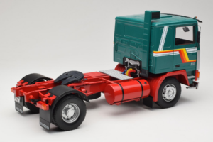 Volvo F1220 Grön Röd Road Kings 1:18 RK180032 Metall — bild 3 av 8