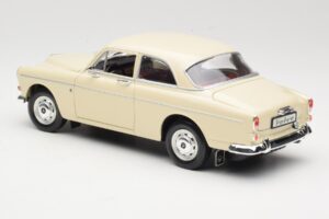 Volvo P121 Amazon Vit Revell 1:18 08866 Metall — bild 7 av 8