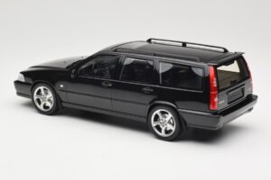 Volvo V70 R P80 Svart DNA 1:18 DNA000232 Metall — bild 5 av 6