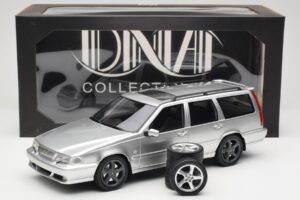 Volvo V70 R P80 Silver DNA 1:18 DNA000155 Metall — bild 6 av 6