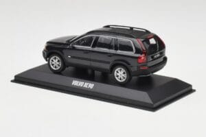 Volvo XC90 Svart Safir Minichamps 1:43 38704 Metall — bild 3 av 4