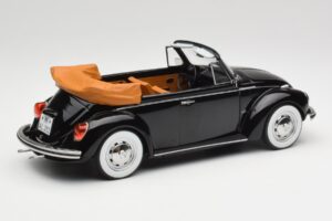 Volkswagen Beetle 1303 Cabriolet Svart Norev 1:18 188533 Metall — bild 2 av 6