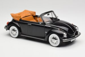 Volkswagen Beetle 1303 Cabriolet Svart Norev 1:18 188533 Metall — bild 4 av 6
