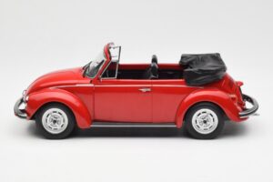 Volkswagen Beetle 1303 Cabriolet Röd Norev 1:18 188529 Metall — bild 3 av 6