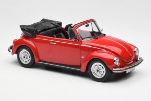 Volkswagen Beetle 1303 Cabriolet Röd Norev 1:18 188529 Metall — bild 4 av 6