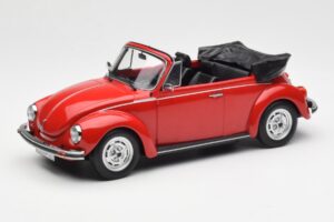 Volkswagen Beetle 1303 Cabriolet Röd Norev 1:18 188529 Metall