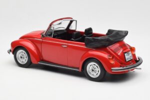 Volkswagen Beetle 1303 Cabriolet Röd Norev 1:18 188529 Metall — bild 5 av 6
