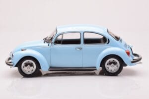 Volkswagen Beetle 1303 Ljusblå Norev 1:18 188532 Metall — bild 3 av 6