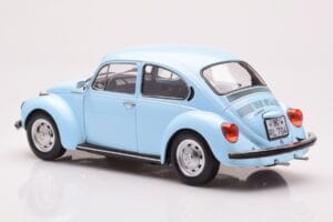 Volkswagen Beetle 1303 Ljusblå Norev 1:18 188532 Metall — bild 5 av 6