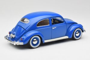 Volkswagen Beetle Blå Bburago 1:18 23124646 Metall — bild 3 av 8
