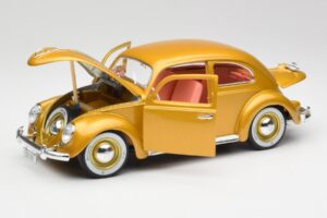 Volkswagen Beetle Guld Bburago 1:18 3361 Metall — bild 2 av 8