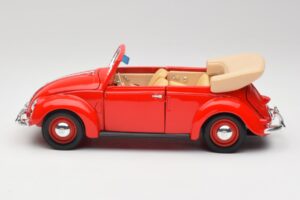 Volkswagen Cabriolet Ruby Röd Maisto 1:18 32826 Metall — bild 4 av 8