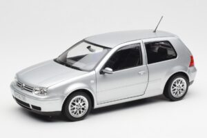 Volkswagen Golf Mk5 GTI Silver Norev 1:18 188570 Metall