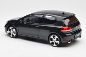 Volkswagen Golf Mk6 GTI Grå Metallic Norev 1:18 188503 Metall — bild 7 av 7