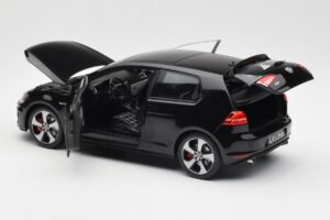 Volkswagen Golf Mk7 GTI Svart Norev 1:18 188550 Metall — bild 5 av 8
