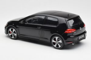 Volkswagen Golf Mk7 GTI Svart Norev 1:18 188550 Metall — bild 7 av 8