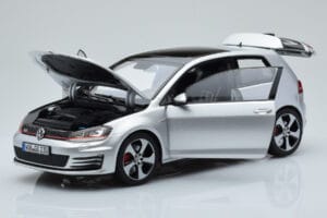 Volkswagen Golf GTI Mk7 Reflex Silver Norev 1:18 188551 Metall — bild 2 av 8