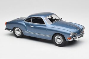 Volkswagen Karmann Ghia Coupe Neptune Blå Minichamps 1:18 155054022 Metall — bild 4 av 6