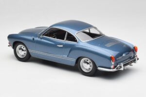 Volkswagen Karmann Ghia Coupe Neptune Blå Minichamps 1:18 155054022 Metall — bild 5 av 6