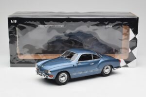 Volkswagen Karmann Ghia Coupe Neptune Blå Minichamps 1:18 155054022 Metall — bild 6 av 6