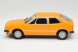 Volkswagen Scirocco GTI Mk1 Jaune Marino Otto 1:18 OT467 Resin — bild 3 av 6