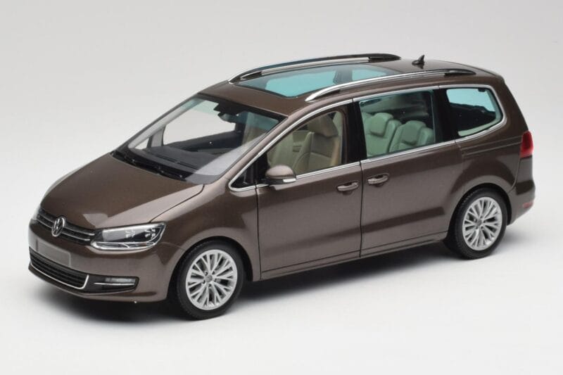 Volkswagen Sharan 7N Ekbrun Metallic Minichamps 1:18 110051001 Metall