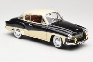 Wartburg 311 Coupe Svart & Beige Revell 1:18 8419 Metall — bild 6 av 8