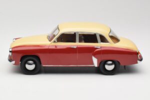 Wartburg 311 Dark Red Beige MCG 1:18 MCG18299 Metall — bild 3 av 6