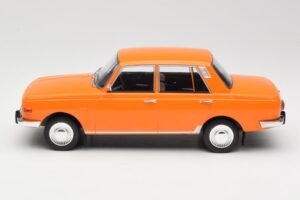 Wartburg 353 Orange MCG 1:18 MCG18061 Metall — bild 3 av 6