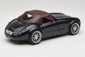 Wiesmann Roadster MF Carbon Black Revell 1:18 WIESMANN001 Metall — bild 4 av 9