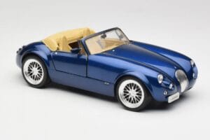 Wiesmann Roadster MF3 Blå Revell 1:18 08861 Metall — bild 6 av 8