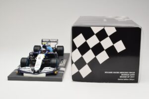 Williams Racing Mercedes FW43B #6 N. Latifi Belgian GP 2021 Minichamps 1:18 117211306 Metall — bild 6 av 6
