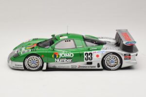 Nissan R390 GT1 #33 S. Motoyama / T. Kurosawa / M. Kageyama 24 Hours of Le Mans 1998 GT Spirit 1:18 GT1003 Resin — bild 3 av 6