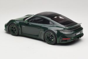 Porsche 911 992 Turbo S Brabus 900 Rocket R Mean Green GT Spirit 1:18 GT959 Resin — bild 5 av 6