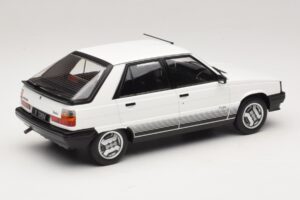 Renault 11 Turbo Vit MCG 1:18 MCG18589 Metall — bild 2 av 6
