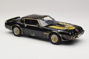 Pontiac Firebird Trans Am Kill Bill Movie Greenlight 1:18 12951 Metall — bild 4 av 6