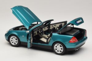 Mercedes SLK R170 Vivianite Green Norev 1:18 183021 Metall — bild 7 av 10