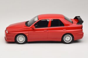 Alfa Romeo 155 GTA Stradale Alfa Red Otto 1:18 OT1132 Resin — bild 3 av 6