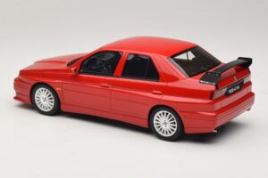 Alfa Romeo 155 GTA Stradale Alfa Red Otto 1:18 OT1132 Resin — bild 5 av 6